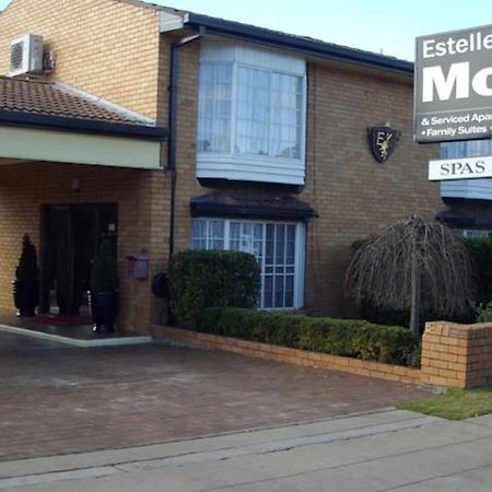 Estelle Kramer Motel Армидейл Экстерьер фото