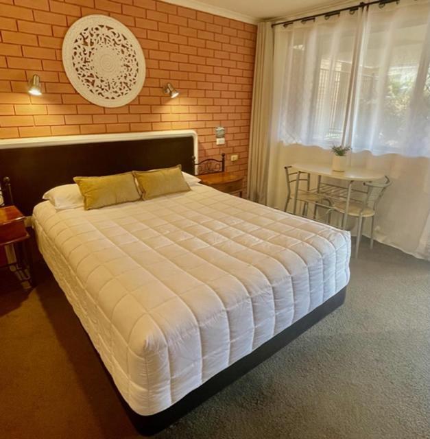 Estelle Kramer Motel Армидейл Экстерьер фото